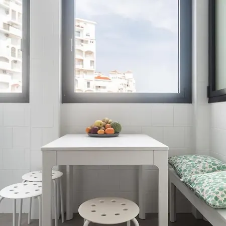 Amplio Piso En Primera Linea De Playa En Valdelagrana Apartman